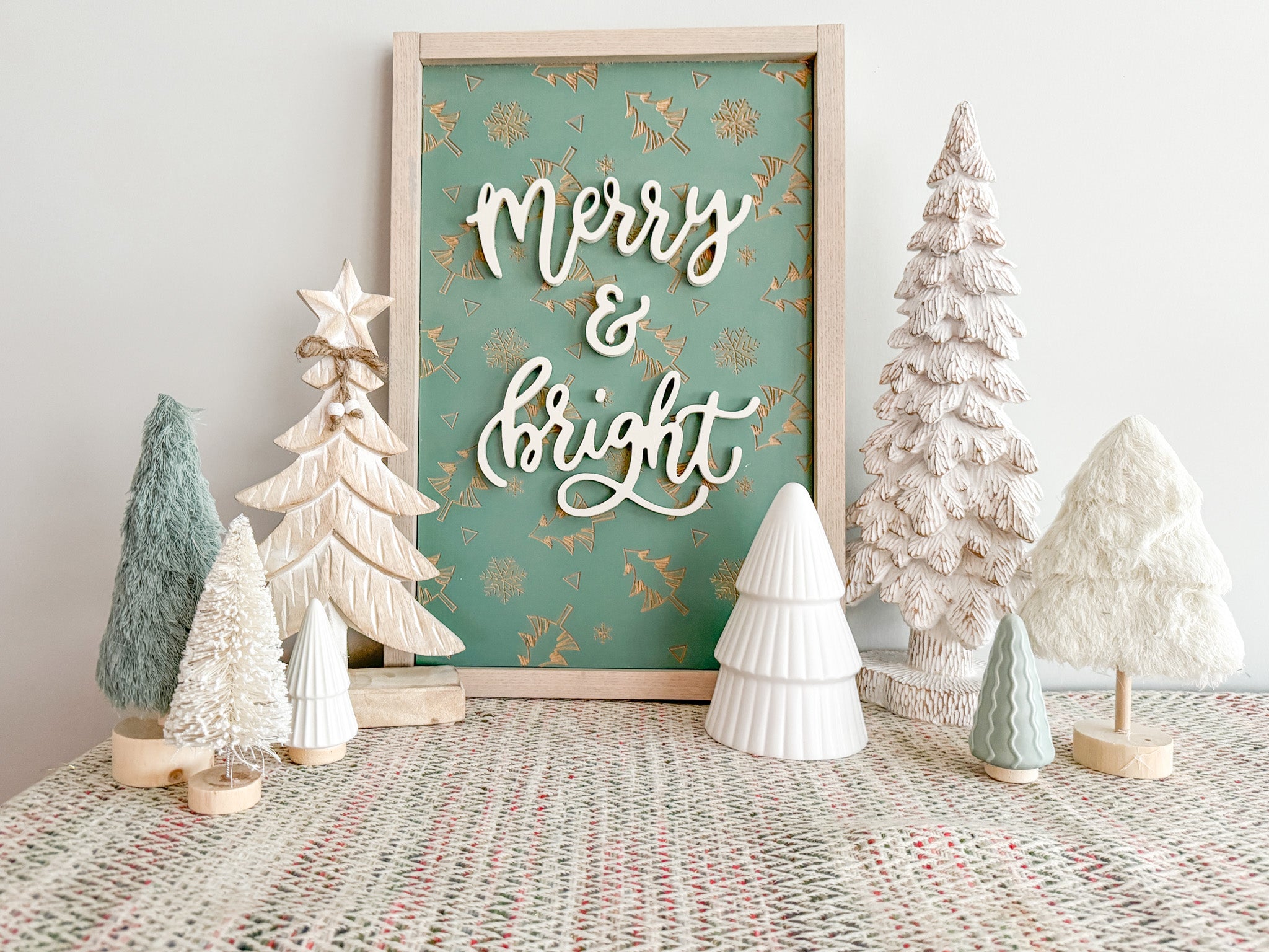 Merry Christmas Tree Art/ Framed Wood Christmas Sign/ Hanging Christmas Tree Sign/ Merry Christmas Wood Sign/ Framed shops Christmas Wall Art